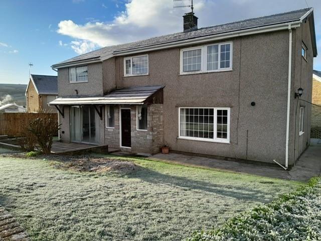 5 bedroom house to rent