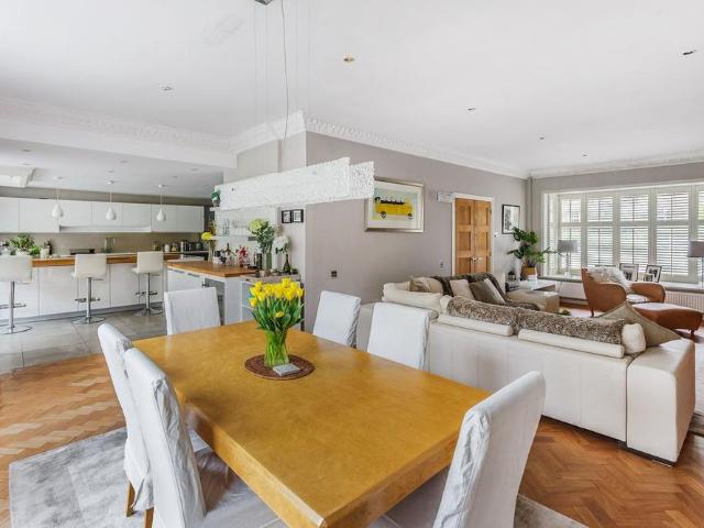 5 bedroom house to rent