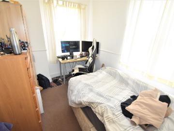 5 bedroom house to rent