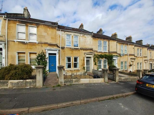 5 bedroom house to rent