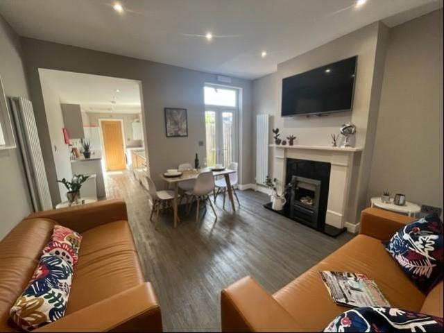 5 bedroom house to rent