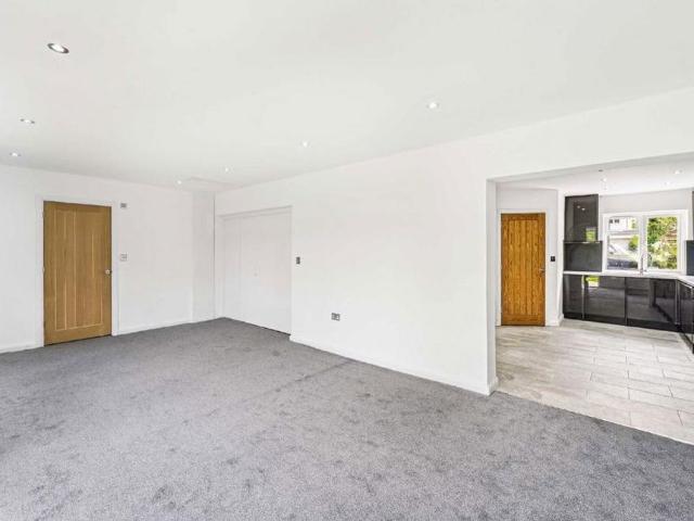 5 bedroom house to rent