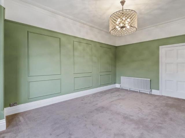 5 bedroom house to rent