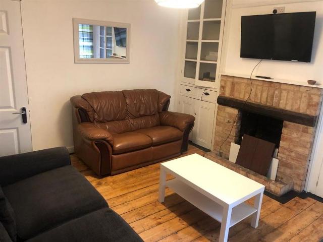 5 bedroom house to rent