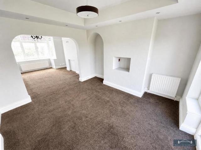 5 bedroom house to rent