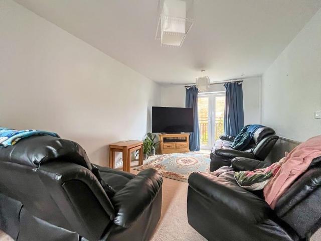 5 bedroom house to rent