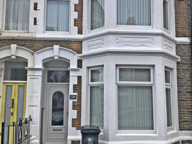 5 bedroom house to rent