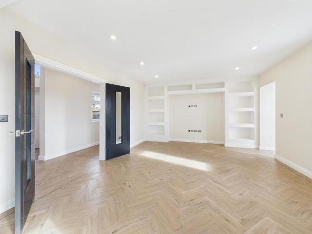 5 bedroom house to rent