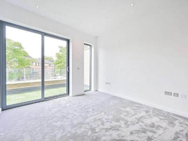 5 bedroom house to rent