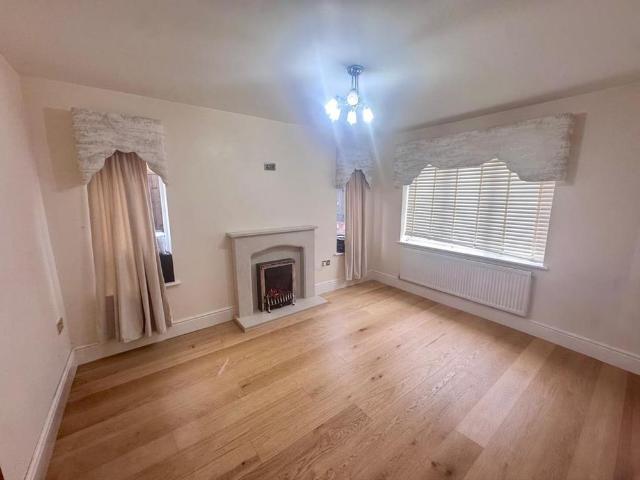 5 bedroom house to rent