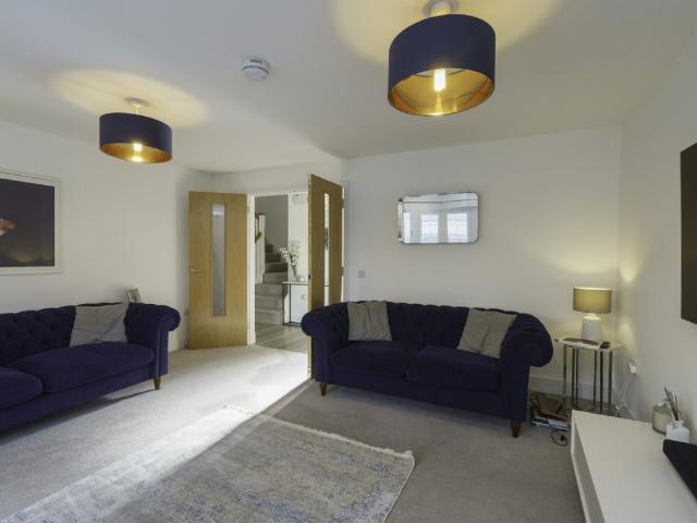 5 bedroom House To Rent