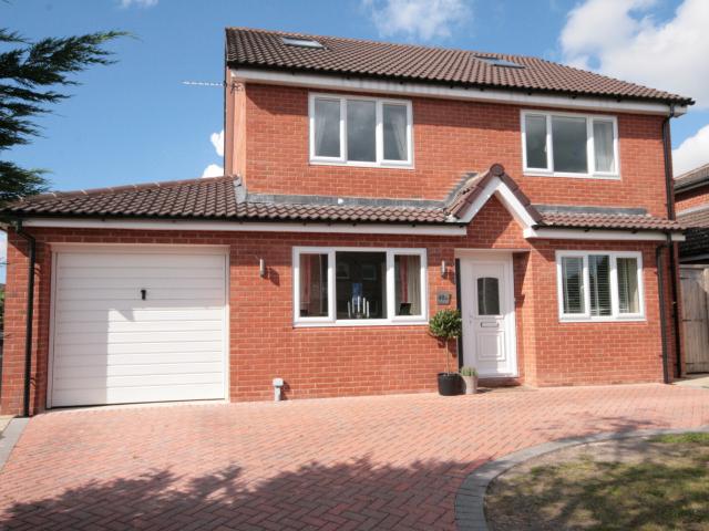 5 bedroom house to rent