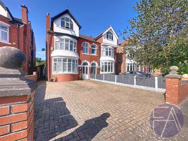 5 bedroom house to rent