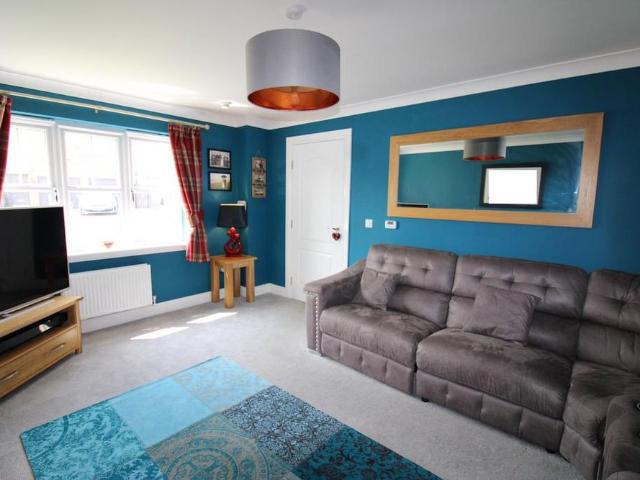 5 bedroom house to rent