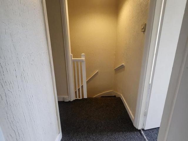 5 bedroom house to rent