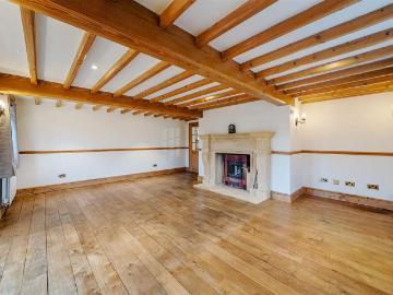 House for rent in Burhill