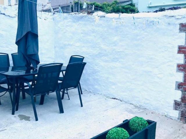 5 bedroom house to rent