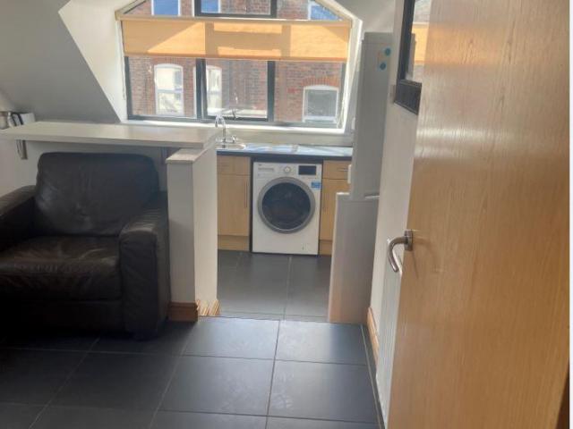 5 bedroom house to rent