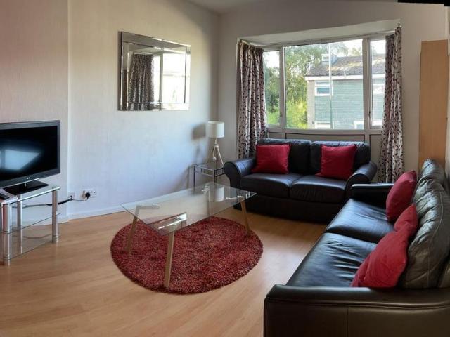 5 bedroom house to rent