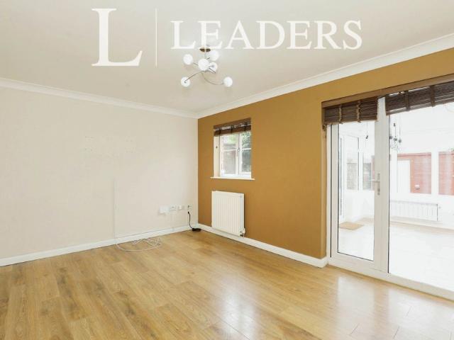 5 bedroom house to rent Woodcote Close, Stoke on Trent, ST3