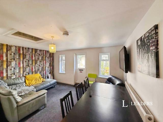 5 bedroom house to rent Henville Road, 40 Henville Road, Bournemouth, BH8