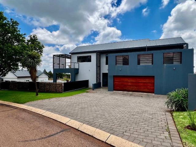 5 Bedroom House to Rent in The Hills Game Reserve Estate