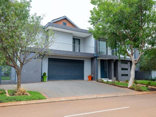 5 Bedroom House To Rent in The Hills Game Reserve Estate