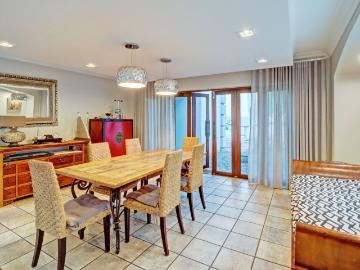 5 Bedroom House To Rent in Woodhill Golf Estate