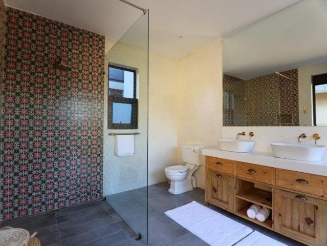 5 Bedroom House To Rent in Zandspruit Bush & Aero Estate