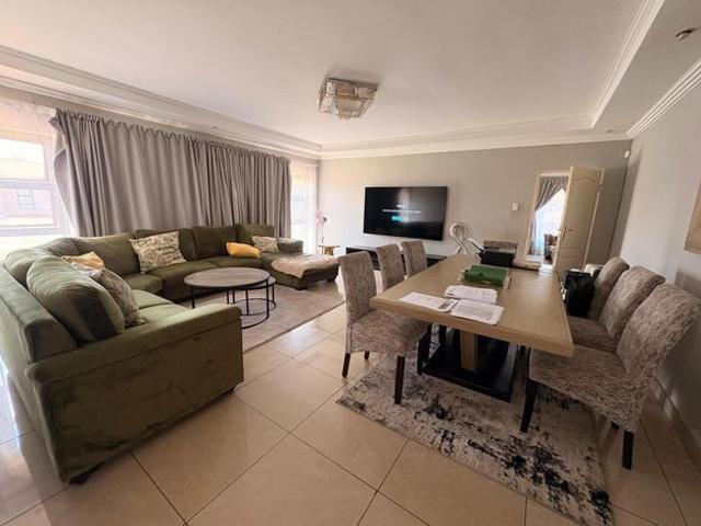 5 Bedroom house to rent in Amandasig, Akasia