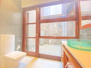 5 Bedroom House To Rent in Benmore Gardens