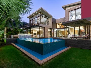 5 Bedroom House To Rent in Bedfordview