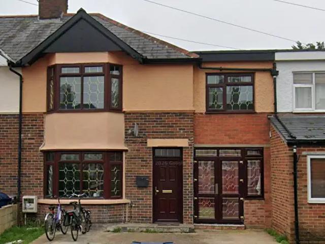 5 Bedroom House To Rent In Cricket Road, Oxford, OX4