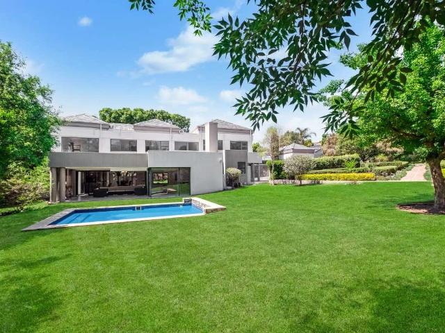 5 Bedroom House to Rent in Dainfern Golf Estate