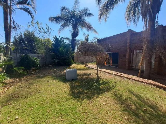 5 Bedroom House to Rent in Fauna Park