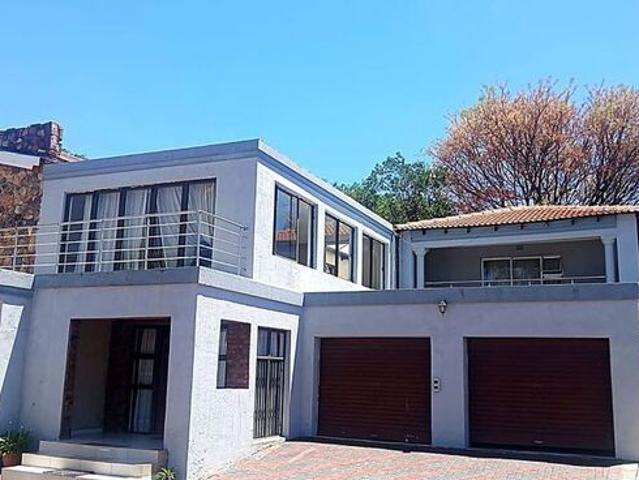 5 Bedroom house to rent in Greymont, Johannesburg