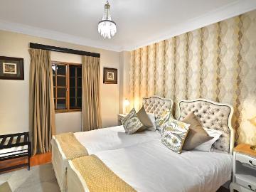 5 Bedroom House To Rent in Hyde Park