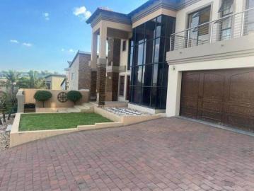 5 Bedroom House to Rent in Kyalami