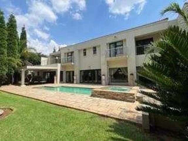 5 Bedroom House to Rent in Midstream Estate