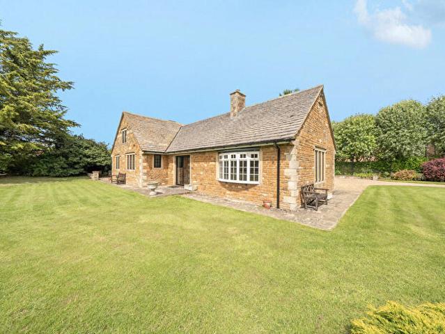 5 Bedroom House To Rent In Nurses Lane, Wymondham, LE14