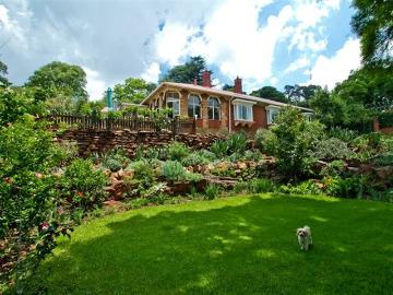 5 Bedroom House To Rent in Observatory