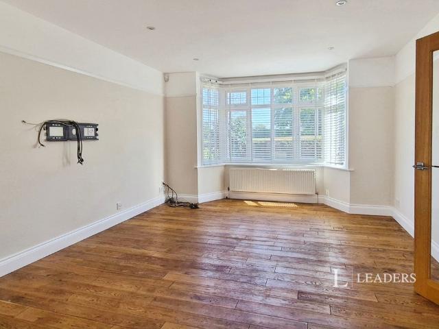 5 bedroom house to rent Kings Drive, Eastbourne, BN21