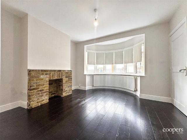 5 bedroom house terraced