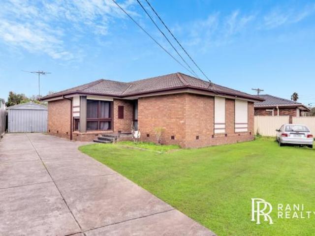 5 Bedroom House THOMASTOWN VIC 79960046