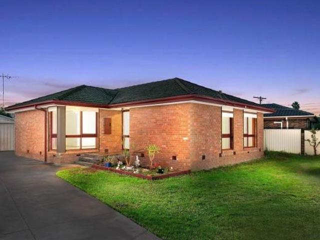 5 Bedroom House THOMASTOWN VIC 85195916