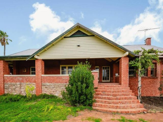 5 Bedroom House Undalya SA 101909328