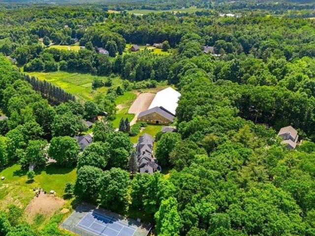 5 bedroom, Hollis NH 03049 105579299