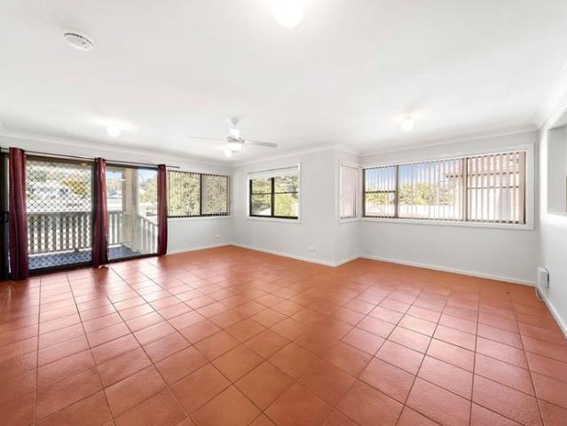 5 Bedroom Home