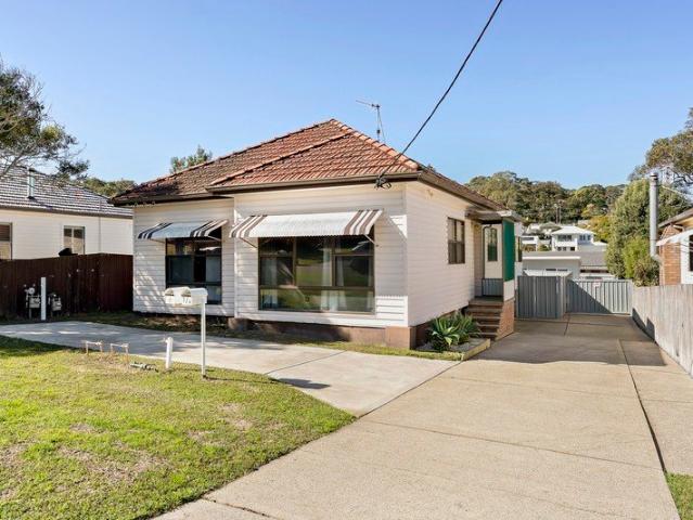 5 Bedroom Home