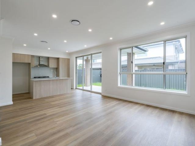 5 BEDROOM HOME